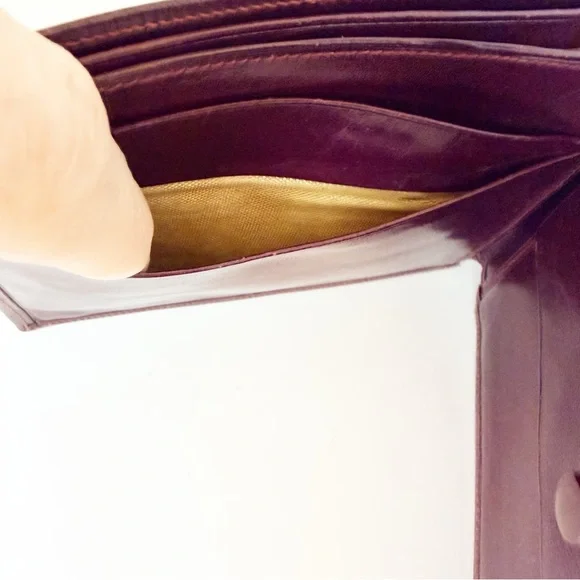 Vintage Florentine Cordovan Snap Closure Wallet with Gold Fleurs de Lis Accents - Picture 12 of 14